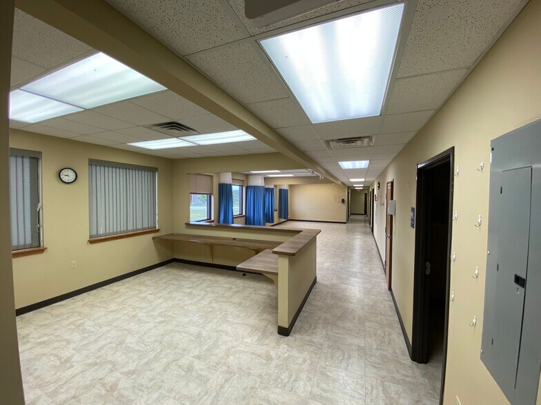 More Photos Of 3370 E Jolly Rd, Lansing Office Residential For Sale