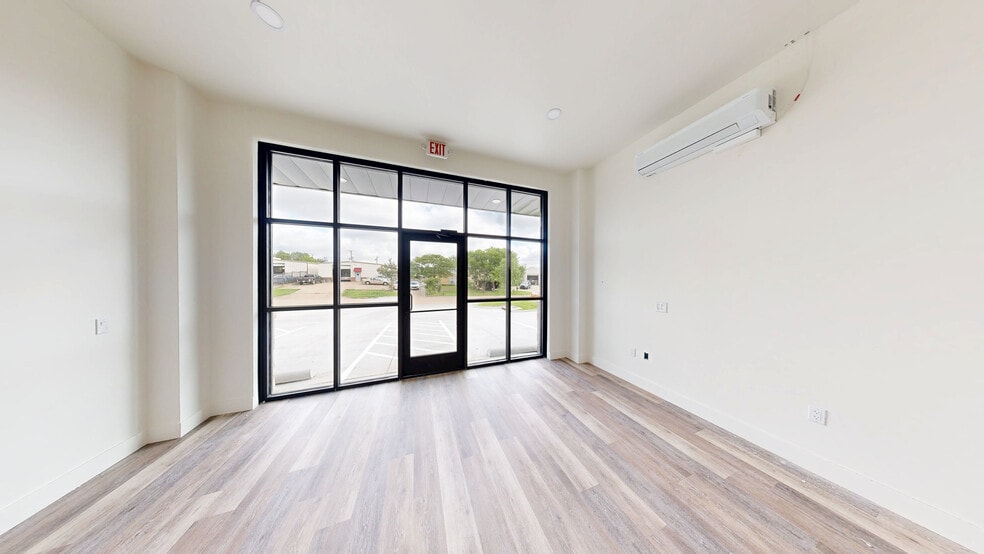 More Photos Of 2357 Doreen St, Grand Prairie Unknown For Lease