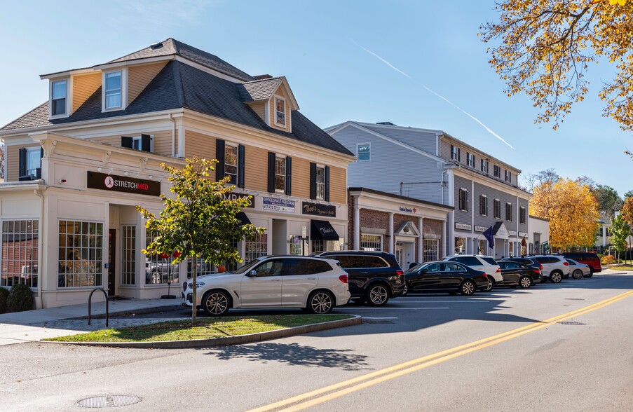 Primary Photo Of 450-456 Boston Post Rd, Weston Storefront Retail Office For Lease