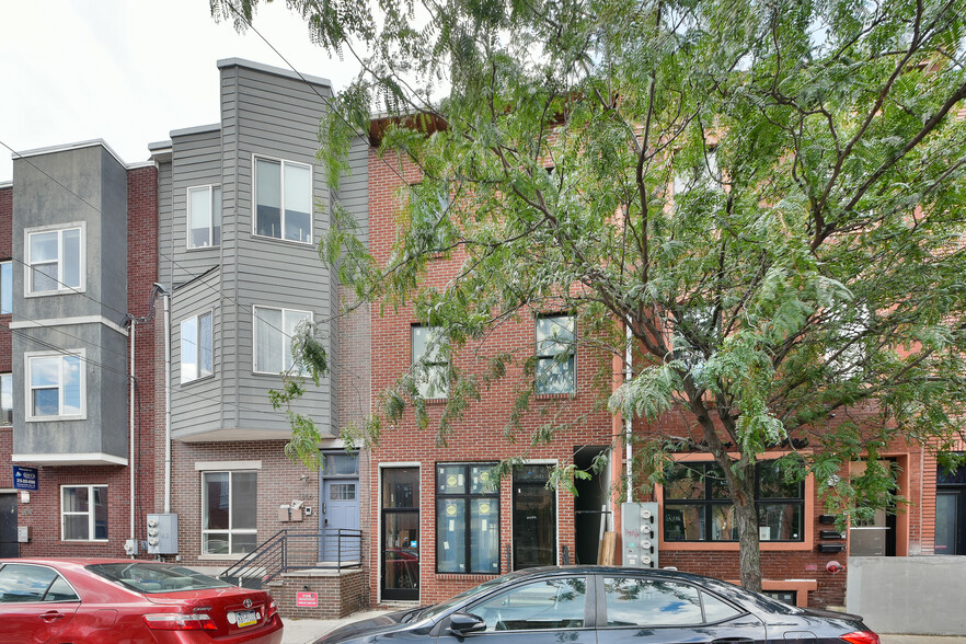 Primary Photo Of 1808 Frankford Ave, Philadelphia Storefront Retail Residential For Sale