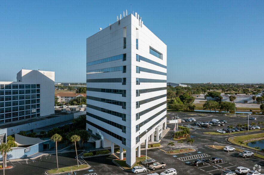 More Photos Of 100 Rialto Pl, Melbourne Office For Lease