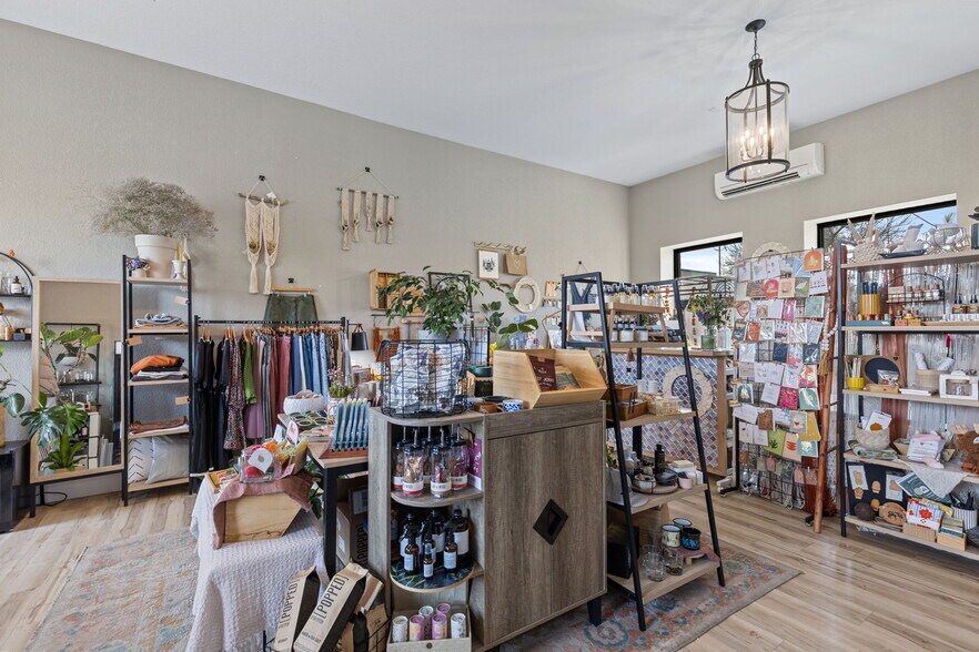 More Photos Of 429-435 3rd St, Berthoud Freestanding For Sale