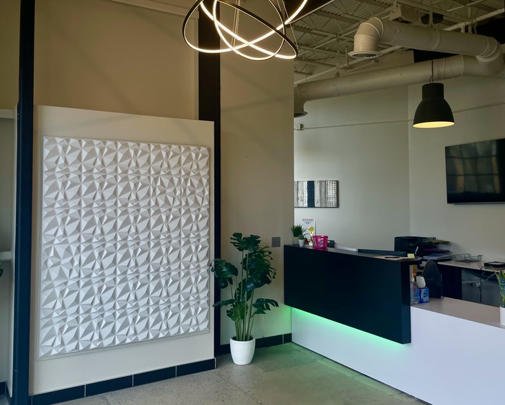 More Photos Of 224 E Main St, Oklahoma City Storefront Retail Office For Lease