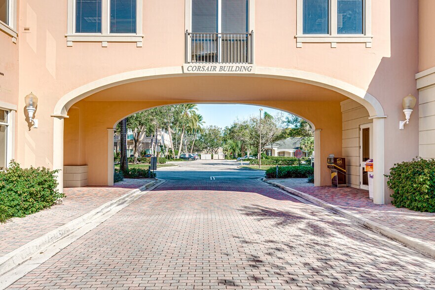 More Photos Of 1000 SE Monterey Commons Blvd, Stuart Unknown For Lease