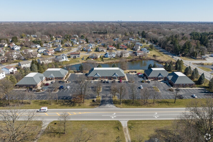 More Photos Of 2232-2244 Centennial Rd, Toledo Office For Lease