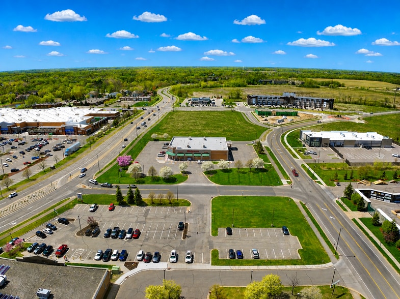 More Photos Of 16750 95th Ave N, Osseo Drugstore For Sale