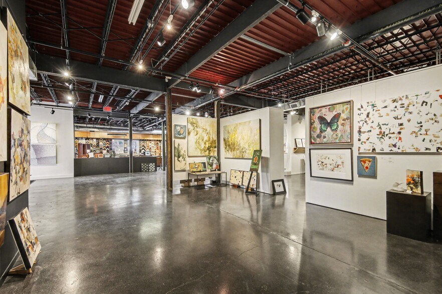 More Photos Of 833 Lake Dr SE, Grand Rapids Medical For Sale