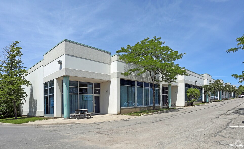 More Photos Of 1845 Sandstone Mnr, Pickering Warehouse For Lease