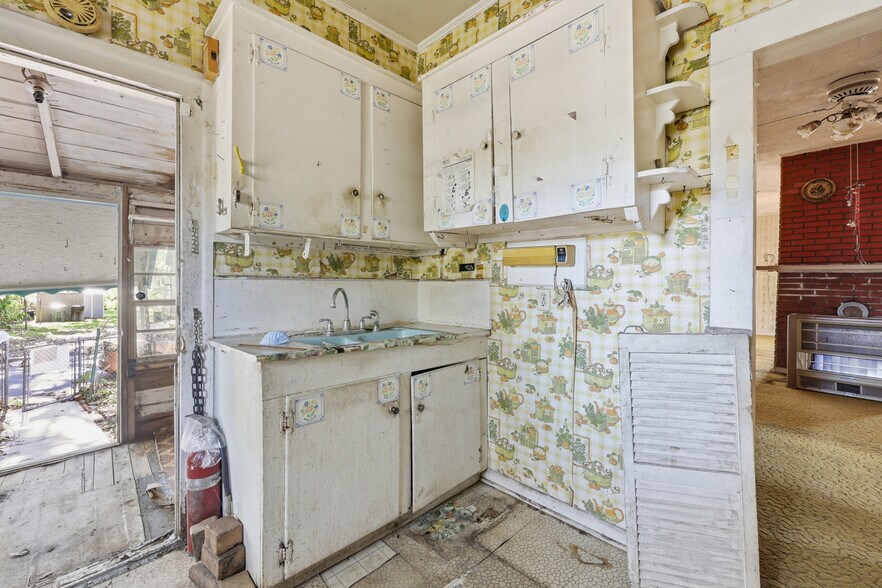 More Photos Of 9 Masters Dr, Saint Augustine Flex For Sale