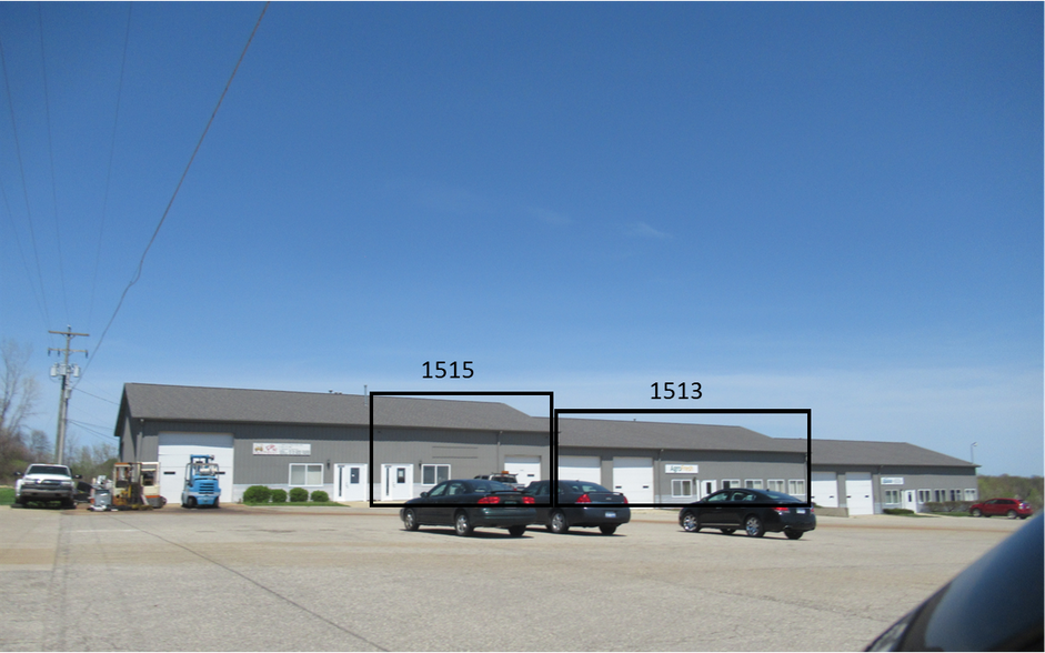 More Photos Of 1513-1517 10 Mile Rd, Sparta Warehouse For Lease