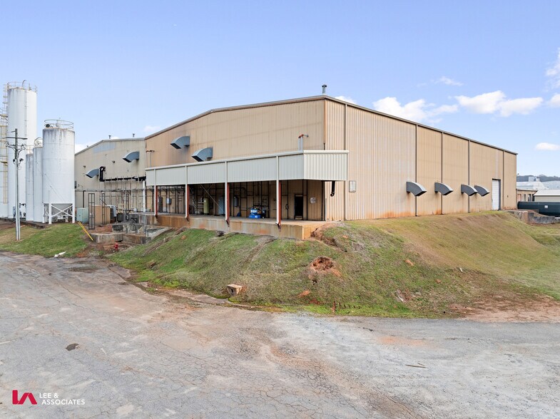 More Photos Of 1330 Atlanta Hwy, Madison Manufacturing For Sale