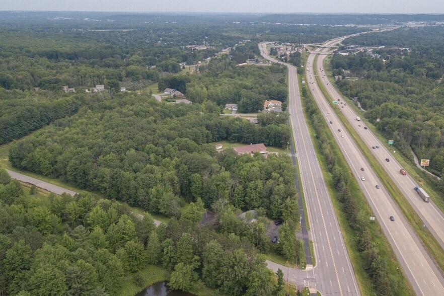 More Photos Of 226126 Hummingbird Rd, Wausau Medical For Sale