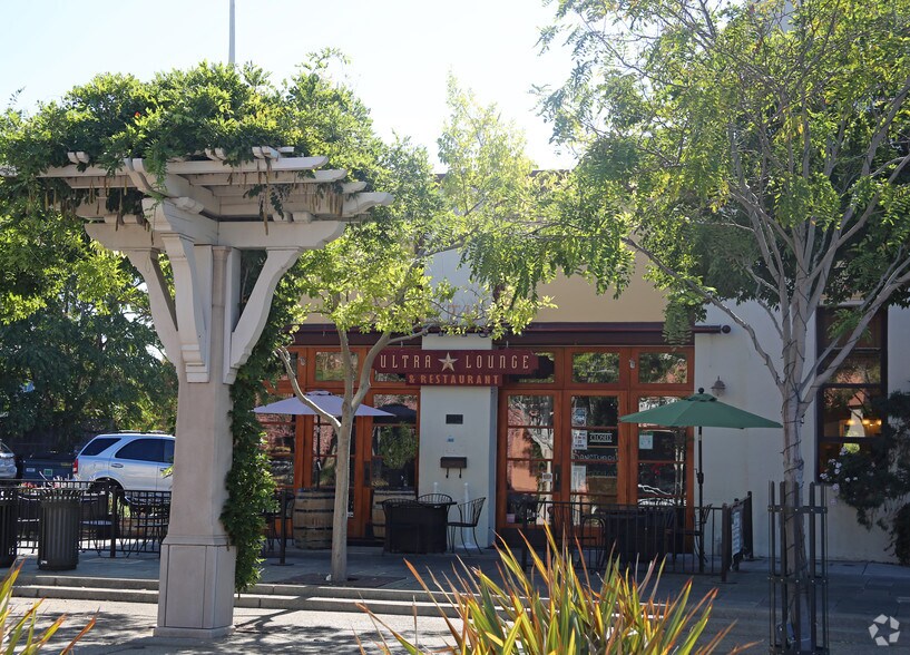 More Photos Of 142-156 McLeod St, Livermore Freestanding For Lease