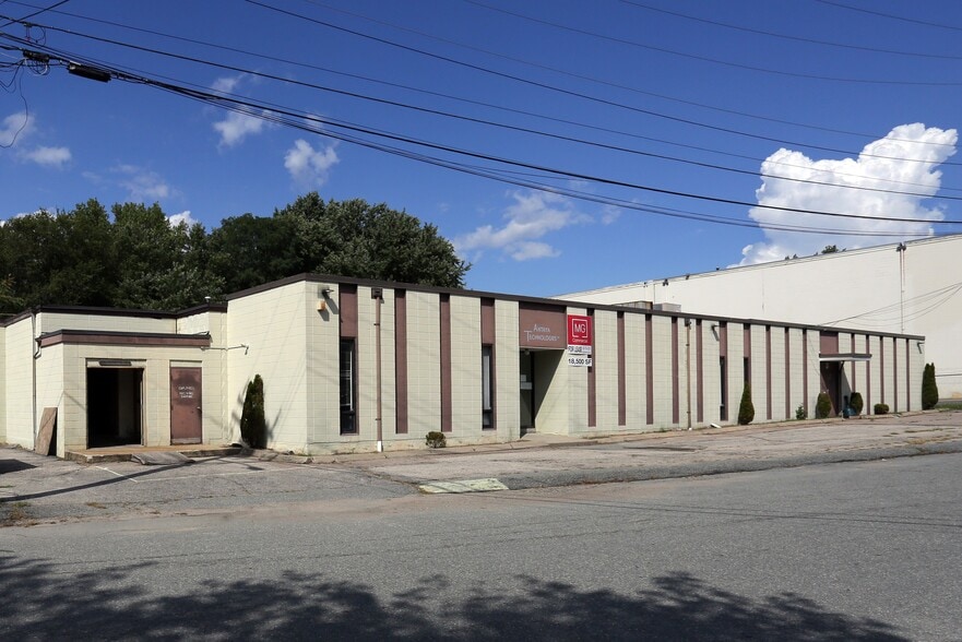 More Photos Of 15 Industrial Rd, Cranston Manufacturing For Sale