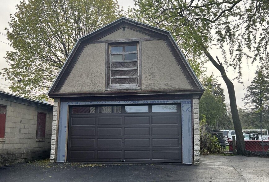 More Photos Of 1524 Van Vranken Ave, Schenectady Bar For Sale