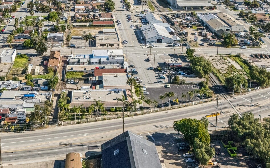 More Photos Of 11011 Azahar St, Ventura Office For Sale