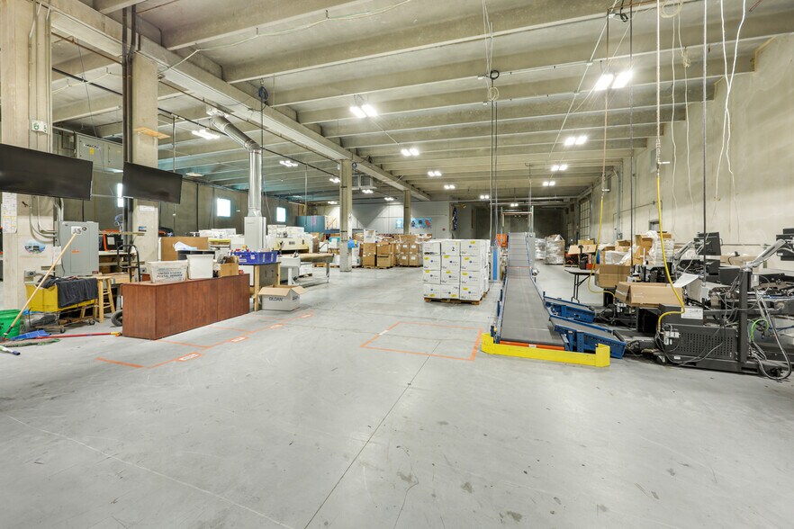 More Photos Of 945 Industrial Dr S, Sauk Rapids Manufacturing For Sale