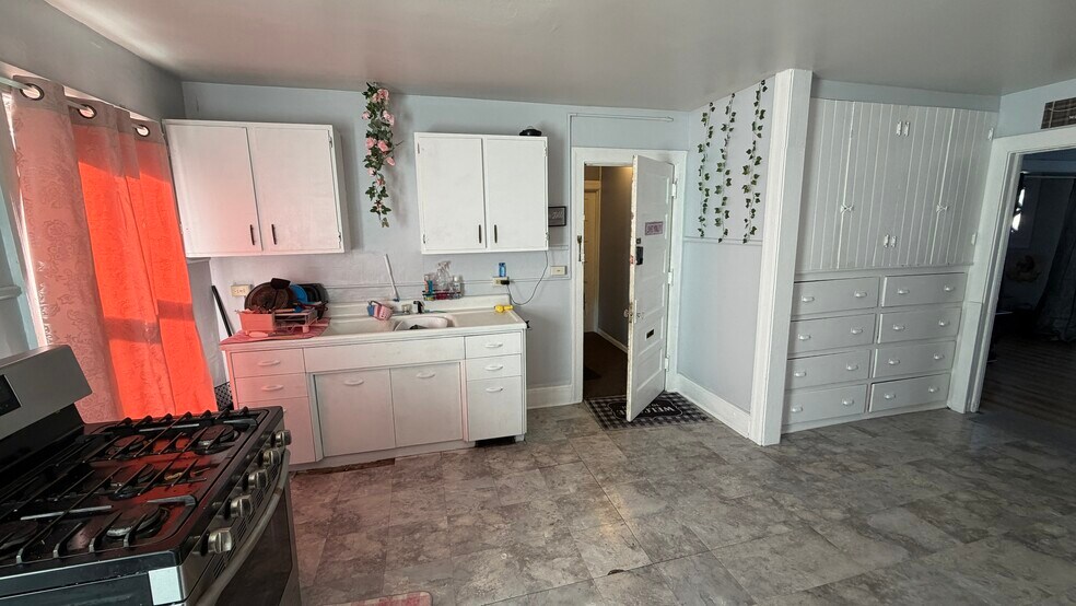 More Photos Of 51 Cotter Ave, Akron Apartments For Sale