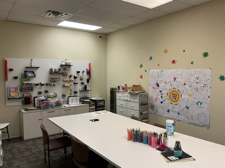 More Photos Of 3520-3528 W Two Mile House Rd, Columbus Office For Sale