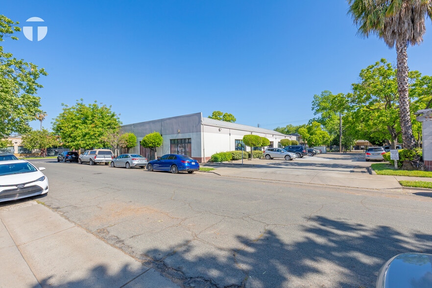 More Photos Of 2331 Alhambra Blvd, Sacramento Medical For Lease
