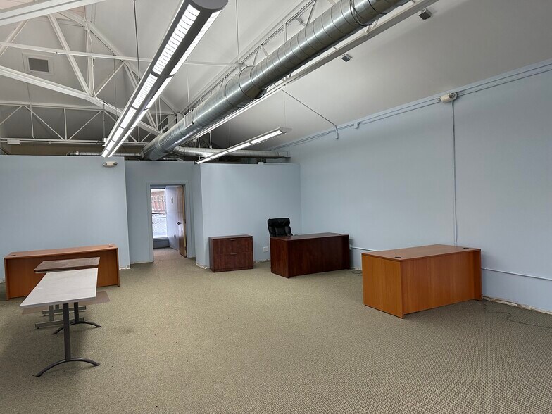 More Photos Of 2350 Belmont Center Dr NE, Belmont Office For Lease