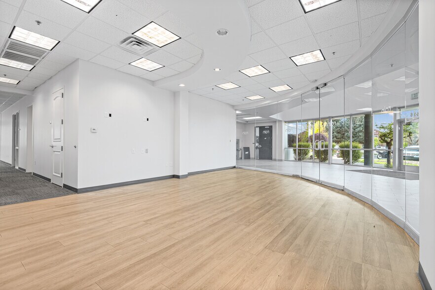 More Photos Of 1365 W Business Park Dr, Orem Office For Lease