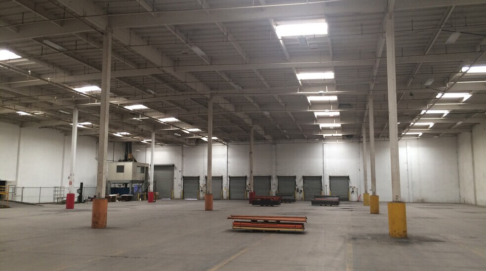More Photos Of 201 S Cactus Ave, Rialto Manufacturing For Sale