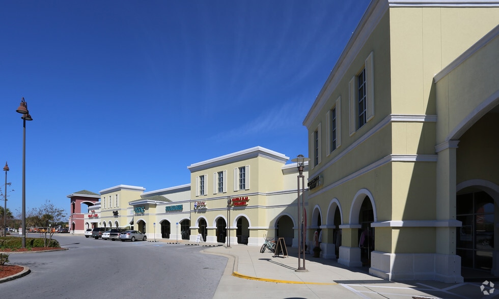 More Photos Of 804-888 Gulf Breeze Pky, Gulf Breeze Unknown For Lease