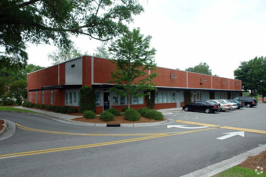 Primary Photo Of 609 Shipyard Blvd, Wilmington Office For Sale
