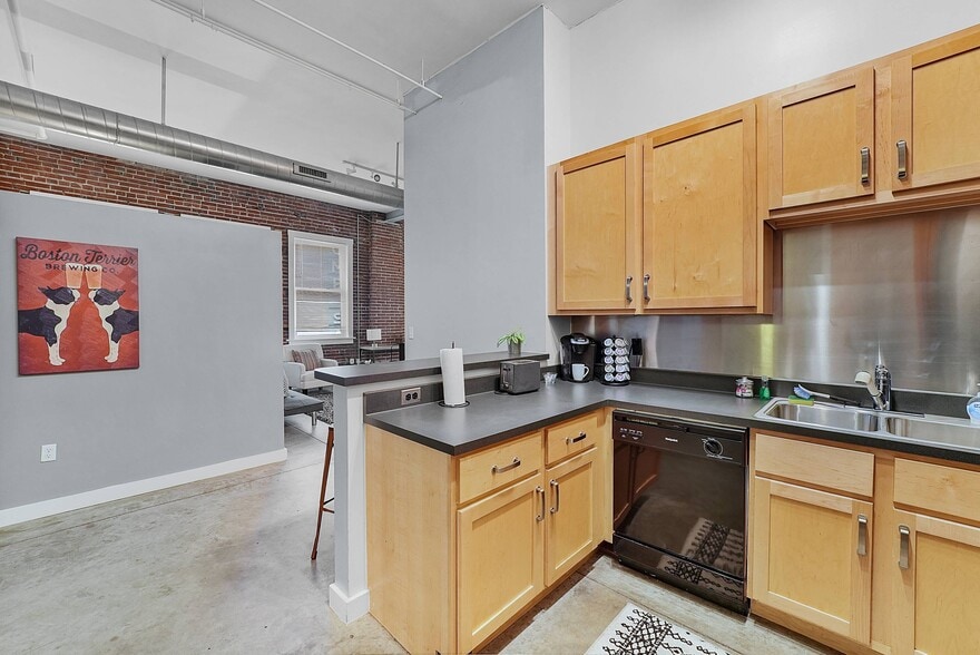 More Photos Of , Saint Louis Multifamily For Sale