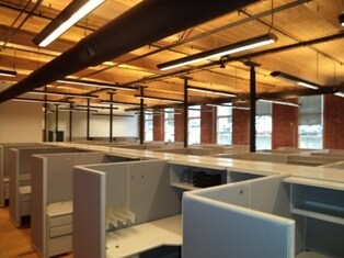 More Photos Of 670 N Commercial St, Manchester Apartments For Lease