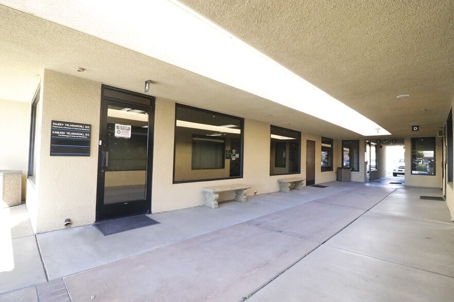 More Photos Of 16017 Tuscola Rd, Apple Valley Medical For Lease