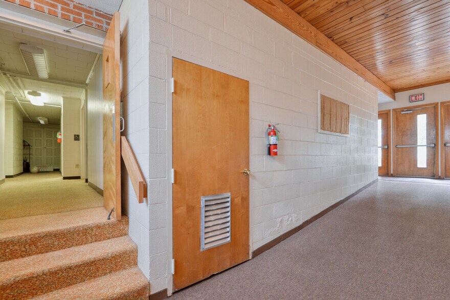 More Photos Of 1219 Second St, Radford Religious Facility For Sale