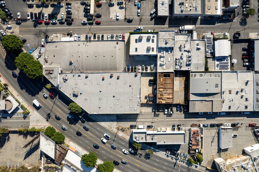 More Photos Of 3049 La Cienega Blvd, Culver City Warehouse For Lease