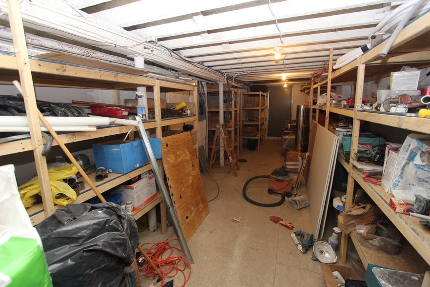 More Photos Of 120 Avenue T, Brooklyn Storefront For Lease