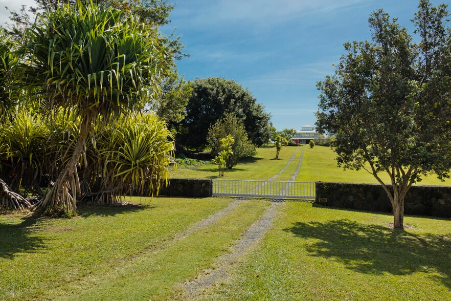More Photos Of 94-2152 S Point Rd, Naalehu Hotel For Sale