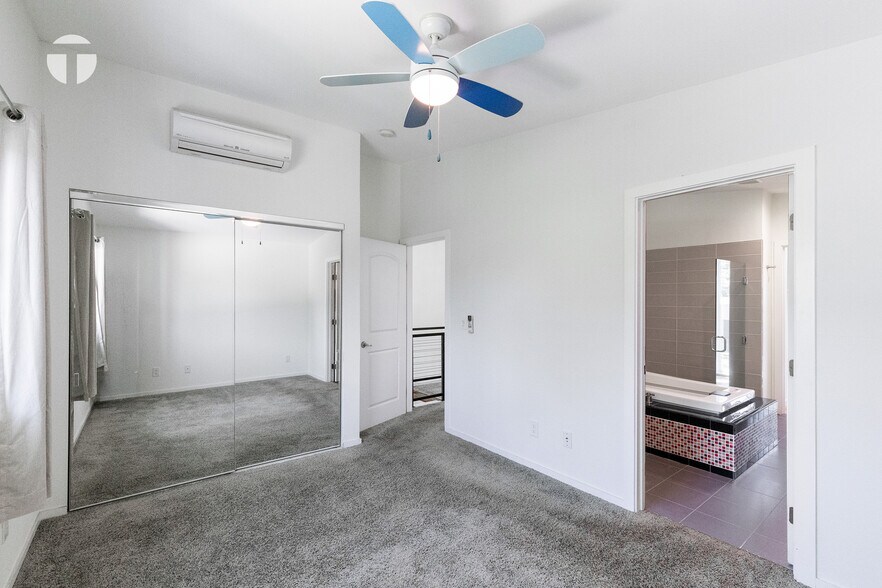 More Photos Of 1449 Claremont Way, Sacramento Apartments For Sale