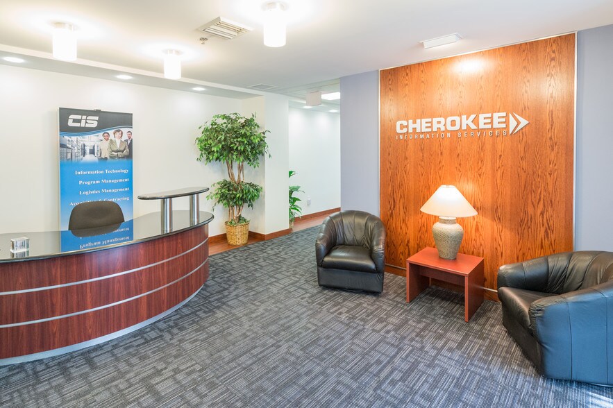 More Photos Of 2850 Eisenhower Ave, Alexandria Office For Lease