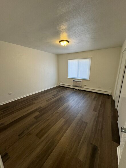 More Photos Of 101 Nicholson St, Joliet Apartments For Sale