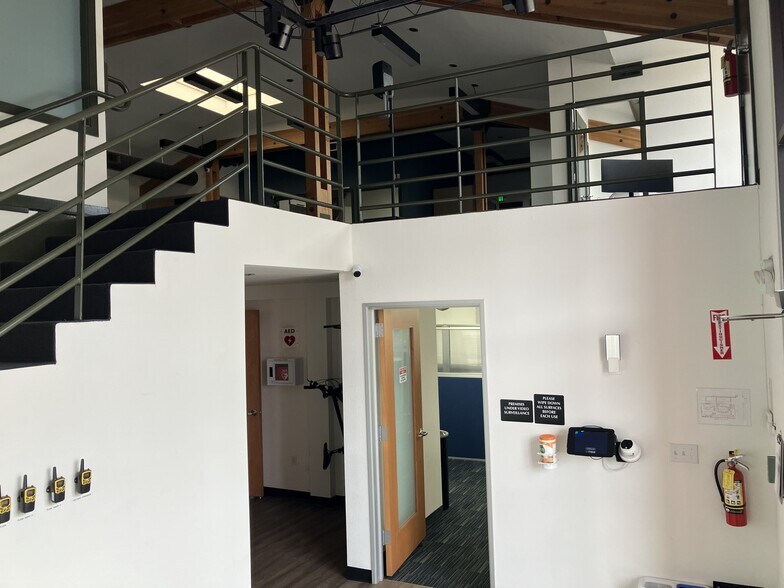 More Photos Of 1200 5th St, Berkeley Light Manufacturing For Lease