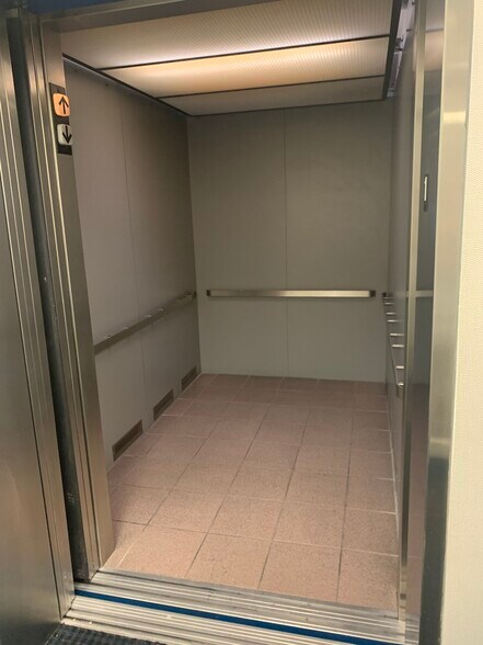 More Photos Of 1500 Corporate Center Way, Wellington Office For Lease