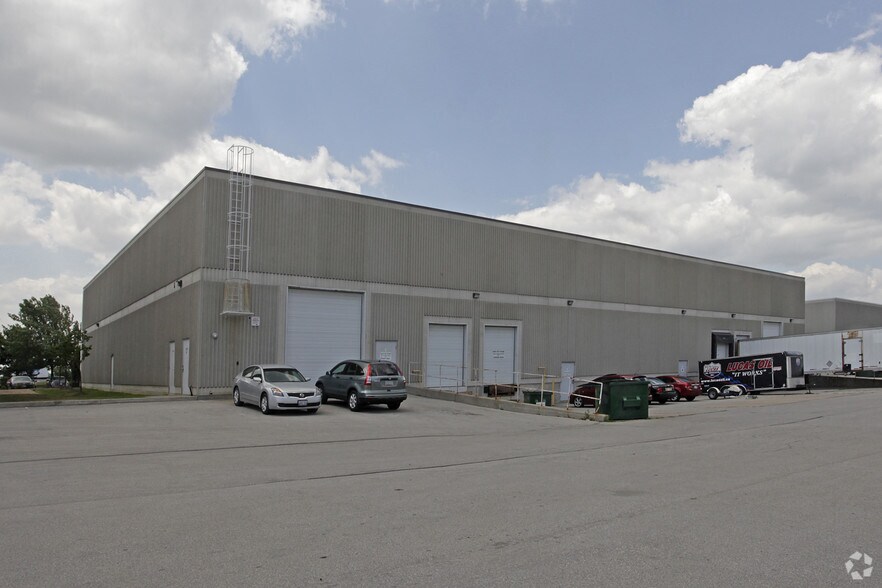 More Photos Of 4060B Sladeview Cres, Mississauga Warehouse For Lease