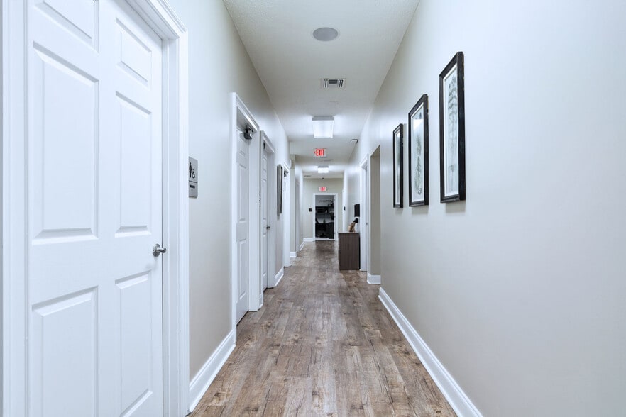 More Photos Of 1501 US Highway 19 S, Leesburg Medical For Sale