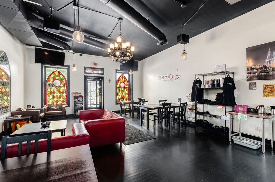 More Photos Of 45 E Columbus St, Lithopolis Restaurant For Sale