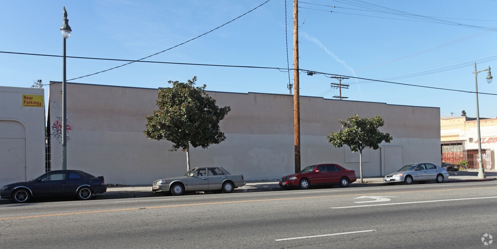 More Photos Of 3101 S Main St, Los Angeles Manufacturing For Lease