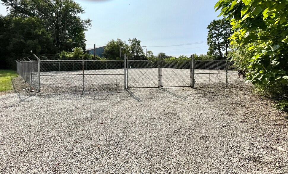 More Photos Of 1610 S Macedonia Ave, Muncie Land For Lease