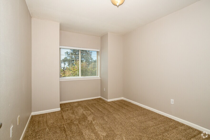 More Photos Of 1666 Da Vinci Ct, Davis Apartments For Sale