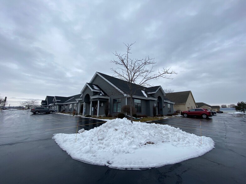 More Photos Of 885 Western Ave, Fond Du Lac Medical For Lease
