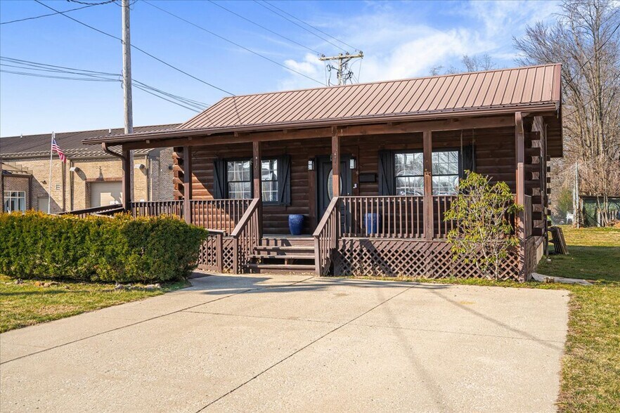 More Photos Of 793 Breckenridge St, Stanton Office For Sale