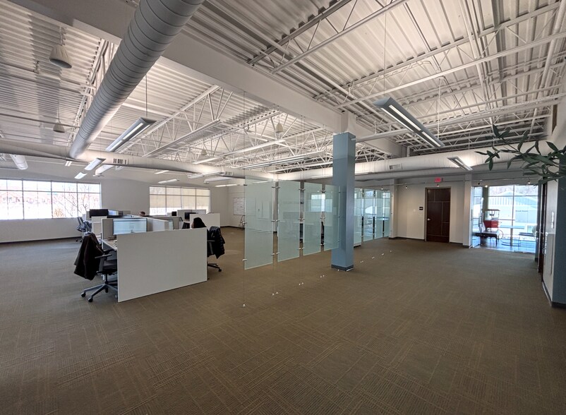 More Photos Of 4020 E Beltline Ave NE, Grand Rapids Medical For Sale